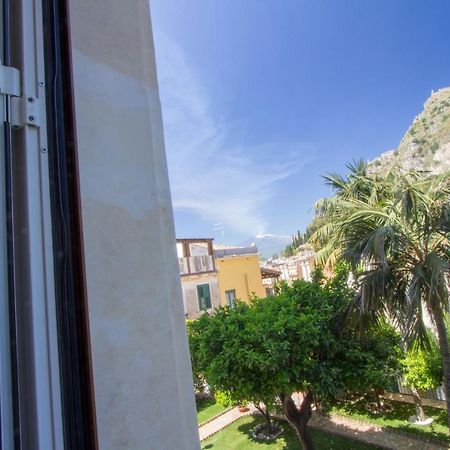 Villa Valverde Apartments E B&B Taormina Exterior photo